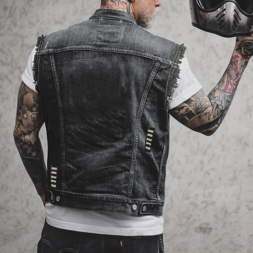 Vintage-Inspired Sleeveless Denim Vest